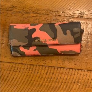 Michael Kors wallet